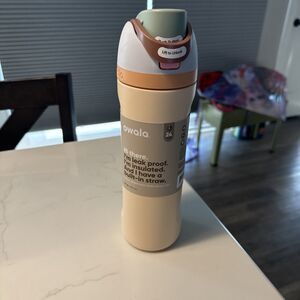 Owala FreeSip 24oz Stainless Steel Water Bottle - Sandy Shoreline